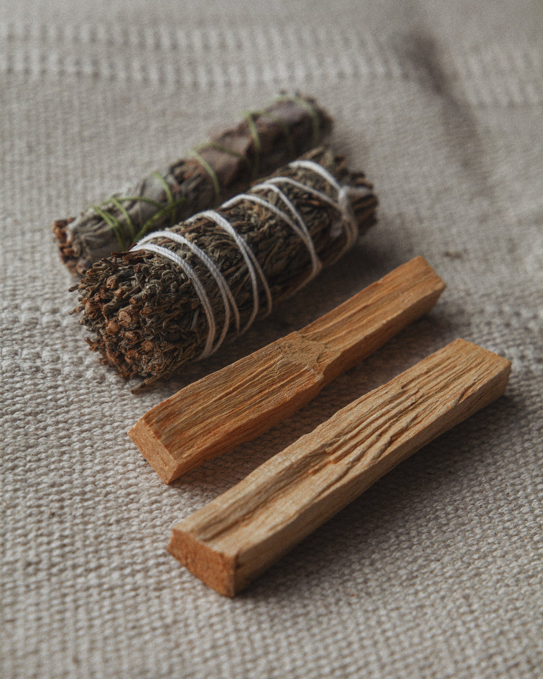 Palo Santo vs Sage: What's the Difference and How to Use Them
